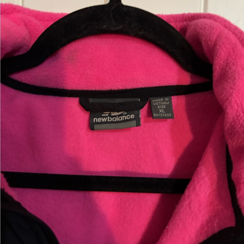 NWT New Balance Fleece Zip-up Sweatshirt Pink Size XL - Picture 3 of 7